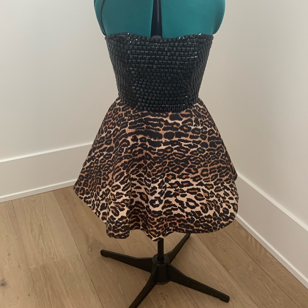 Chic Black and Brown Leopard Print Dress